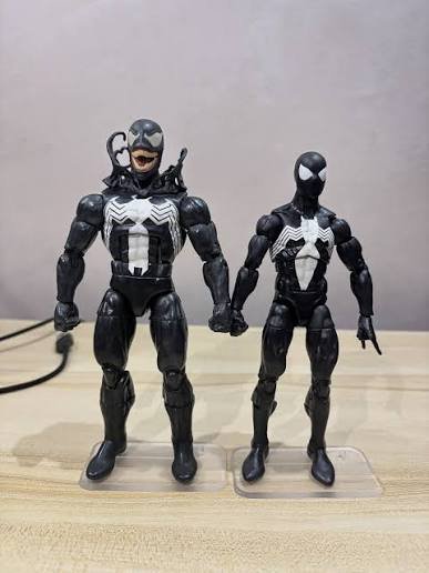 CT Toys Venom vs Agent Venom: Which Symbiote Figure Fits Your Collection?